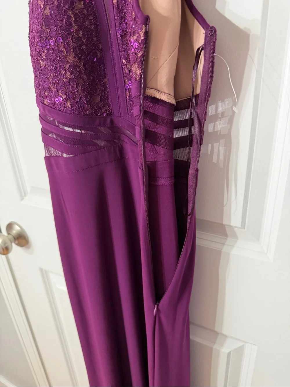 Morgan & Co. Purple Sequin Lace Open Back Formal Gown Size 3 Tall - Picture 12 of 13